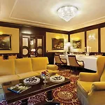 Grand Dino Szálloda 4*