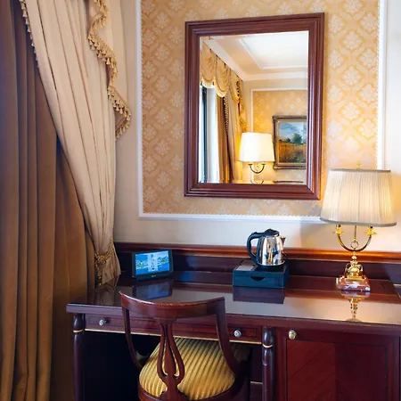 Hotel Grand Dino 4*