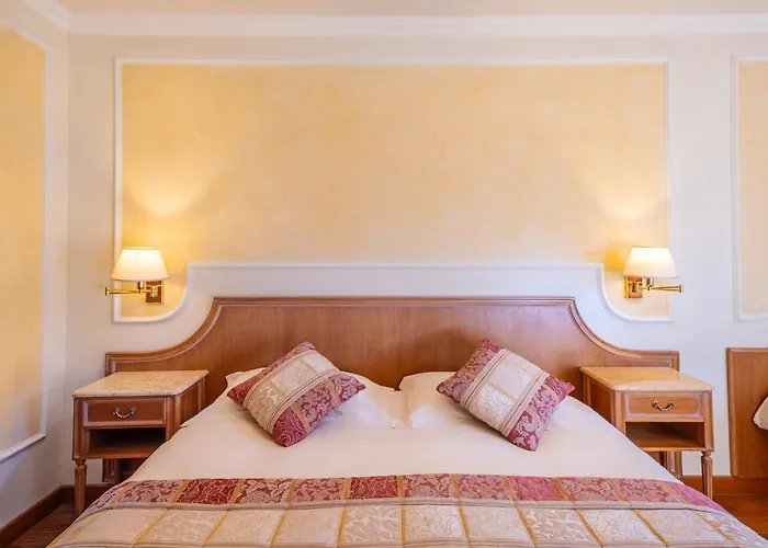 호텔 Grand Dino 4*