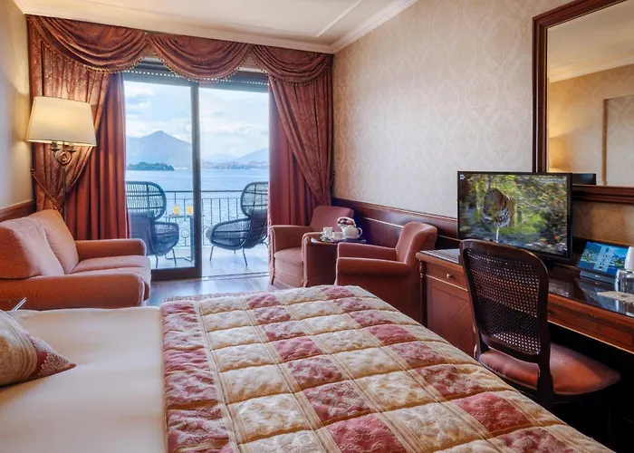 ホテル グランド ディノ 4*